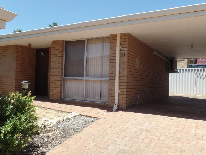 13/6 Pinewood Avenue, Kardinya, WA 6163 Property Details