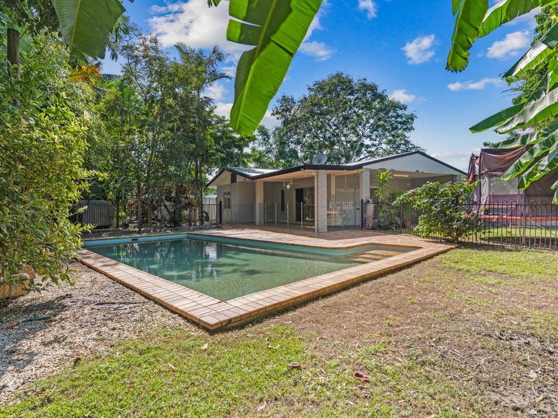 Real Estate & Property for Sale in Holloways Beach, QLD 4878