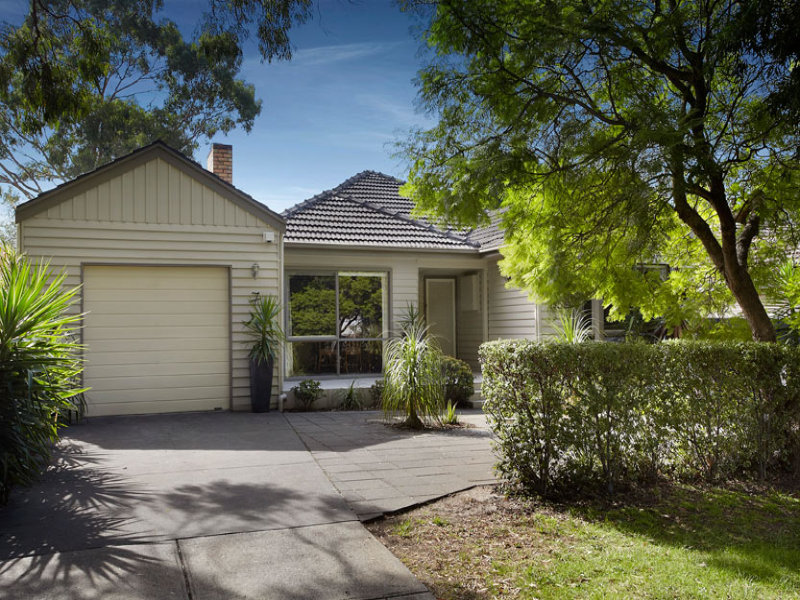 7 Cannes Grove, Beaumaris, Vic 3193 Property Details