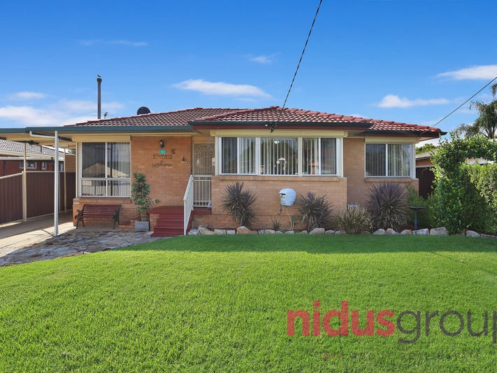 5 Waitara Place, Dharruk, NSW 2770