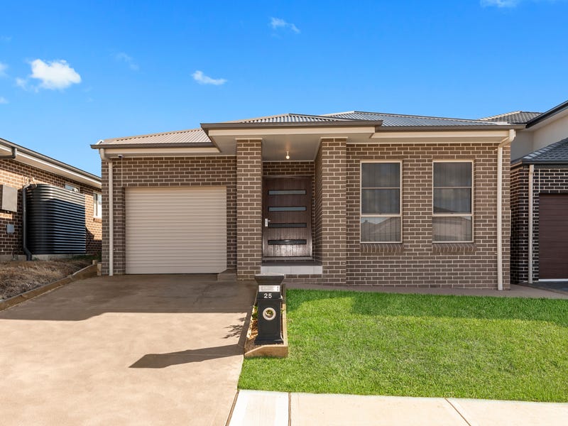 17 Rover Street Leppington Nsw 2179 Property Details