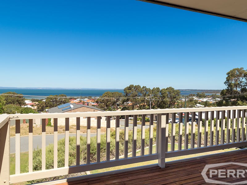 8 Merindah Meander, Falcon, WA 6210