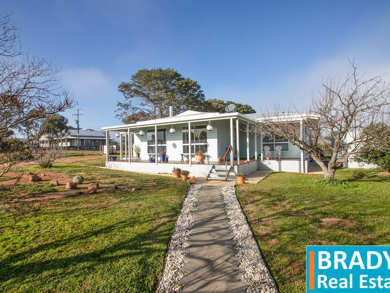 34 Lute Street, Gundaroo, NSW 2620 House for Sale