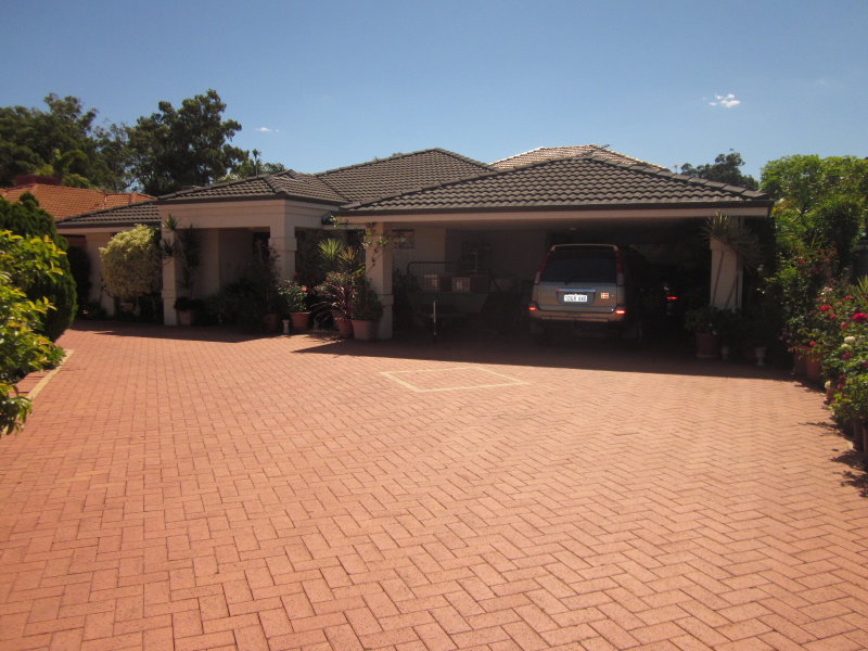 35 Burton St, Bentley, WA 6102 Property Details