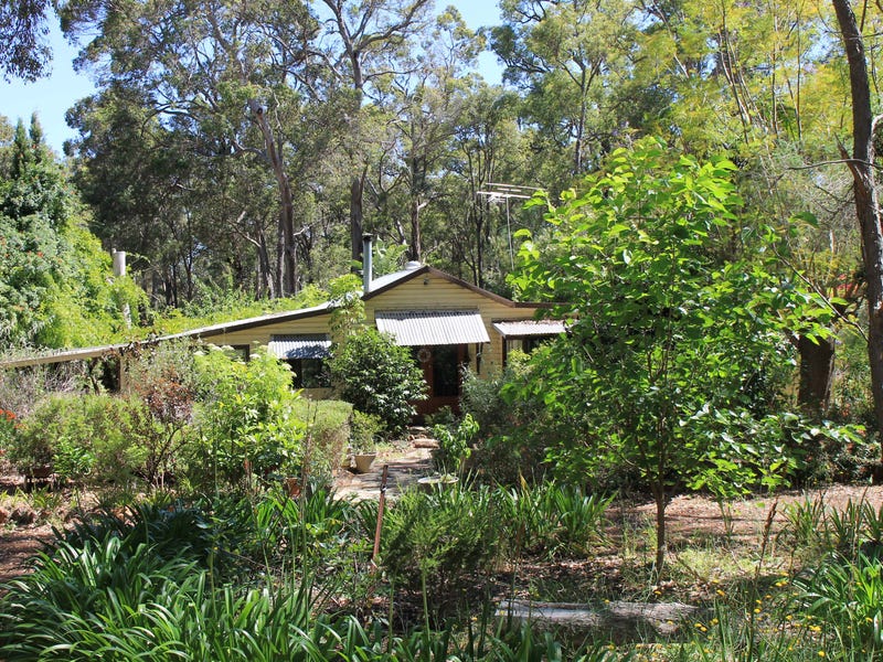 2 Jindalee Place, Stoneville, WA 6081