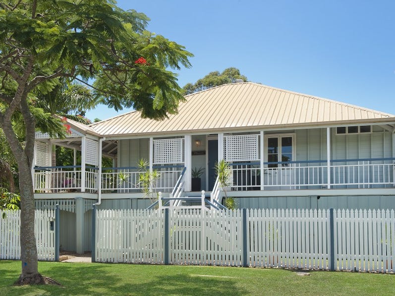 11 Windsor Street, Hamilton, Qld 4007 Property Details