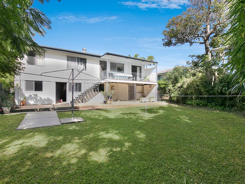 15 Station Street, Wellington Point, QLD 4160