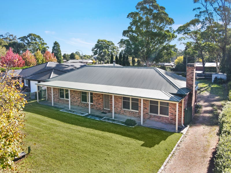 4 Linden Way, Bowral, NSW 2576 Property Details