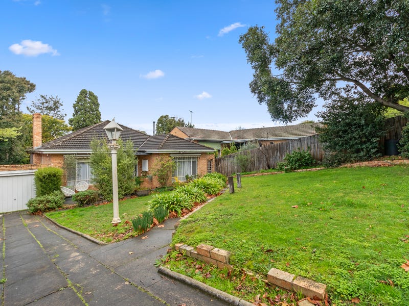 35 Mcarthur Road, Ivanhoe East, VIC 3079