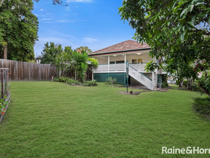 30 Arrowsmith Street, Camp Hill, QLD 4152