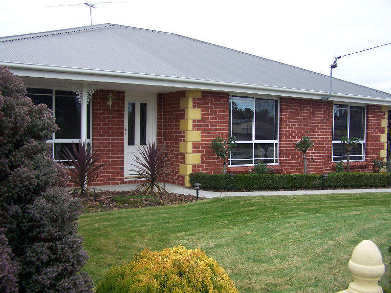 8 Roebourne Avenue, Hadspen, Tas 7290 Property Details