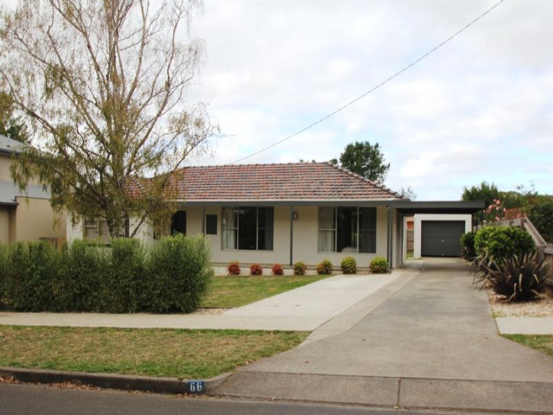 66 Ogilvy Street, Leongatha, Vic 3953 Property Details