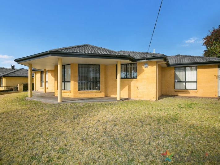 2/230 Rusden Street, Armidale, NSW 2350 Property Details