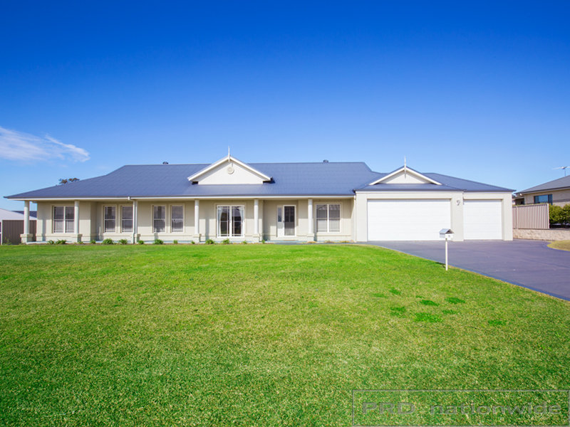 6 Ayrshire Way, Largs, NSW 2320