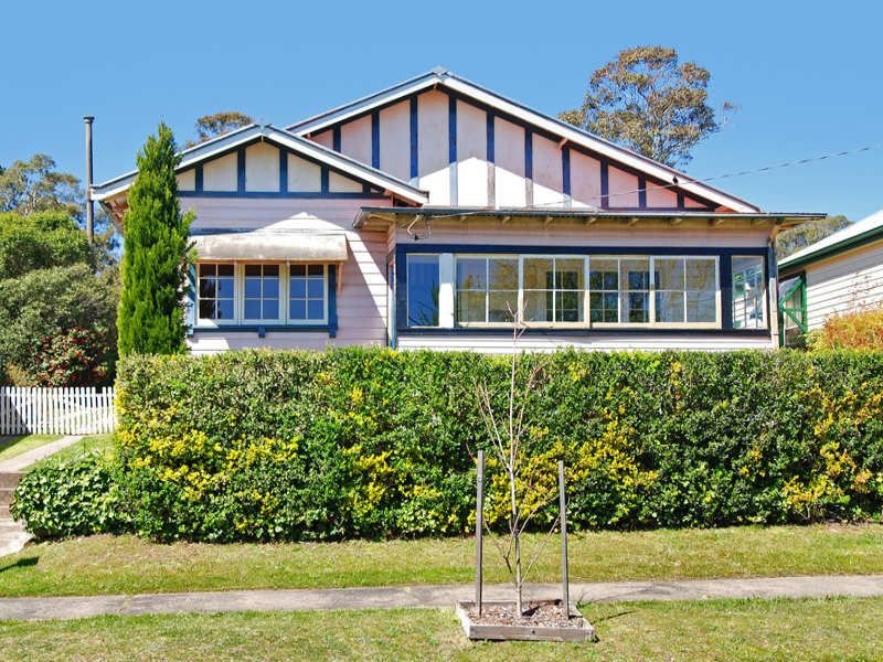 36 Throsby Street, Moss Vale, NSW 2577 36 Throsby Street, Moss Vale, NSW 2577