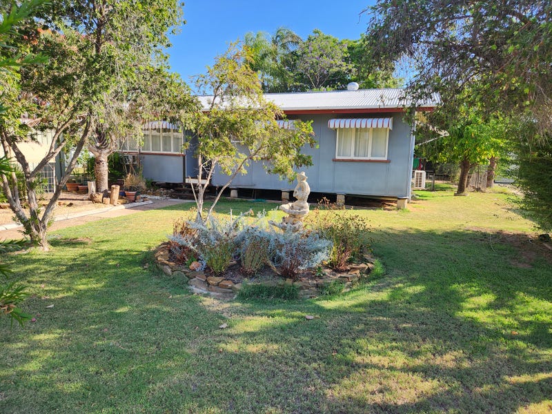 12 A Walter, Blackall, Qld 4472 House for Sale