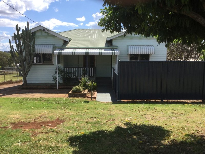 15 Hagan Street, North Toowoomba, QLD 4350