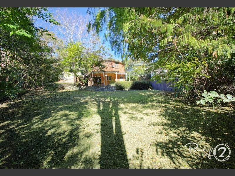 11 Isabella St, Tarragindi, Qld 4121 Property Details