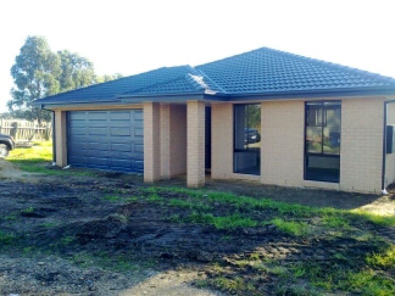 Property 111881023, Heyfield, Vic 3858 Property Details