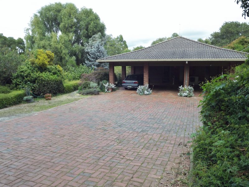 4553 Young Street, Leongatha, Vic 3953 Property Details