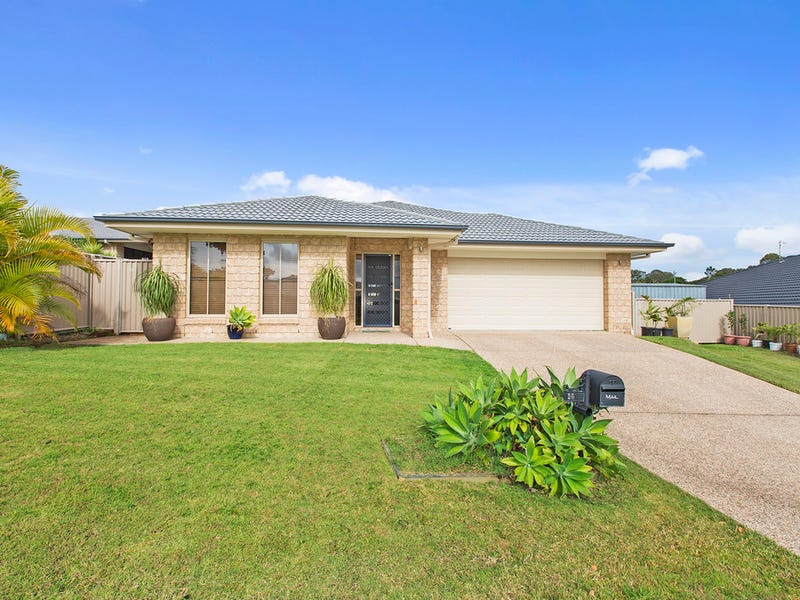 14 Terrigal Street, Pottsville, NSW 2489 Property Details