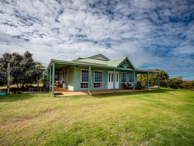 284 David Road, Waggrakine, WA 6530 Property Details