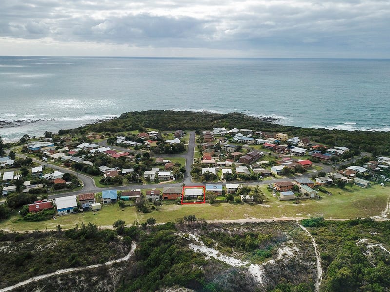 27 Hiawatha Road, Minnie Water, NSW 2462