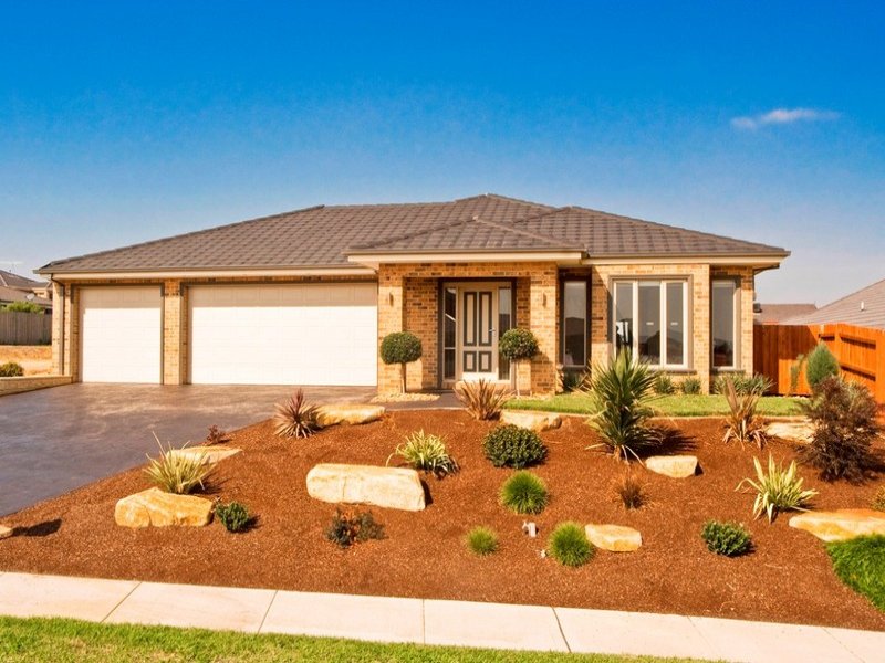 67 KINGSBURGH LANE, Lilydale, Vic 3140 Property Details