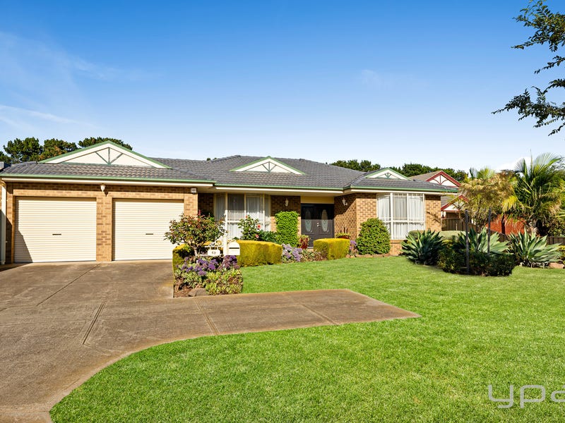 69 Hopetoun Road, Werribee, Vic 3030 House for Sale