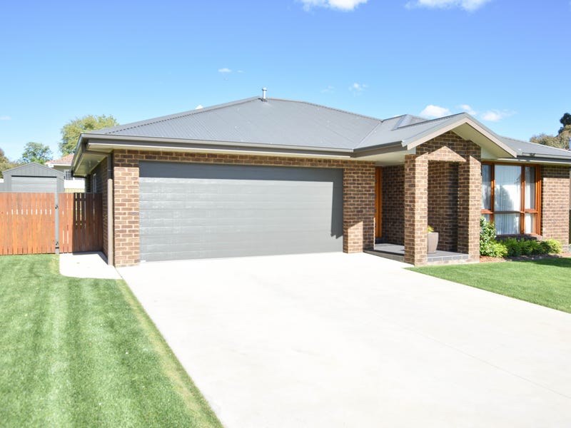 14 Unwin Street, Millthorpe, NSW 2798 Property Details