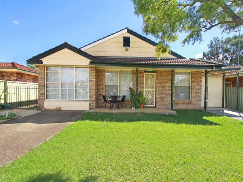 30 Huxley Drive, Horsley, NSW 2530