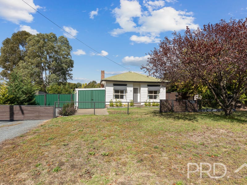 82 Sydney Street, Tumut, NSW 2720 House for Sale