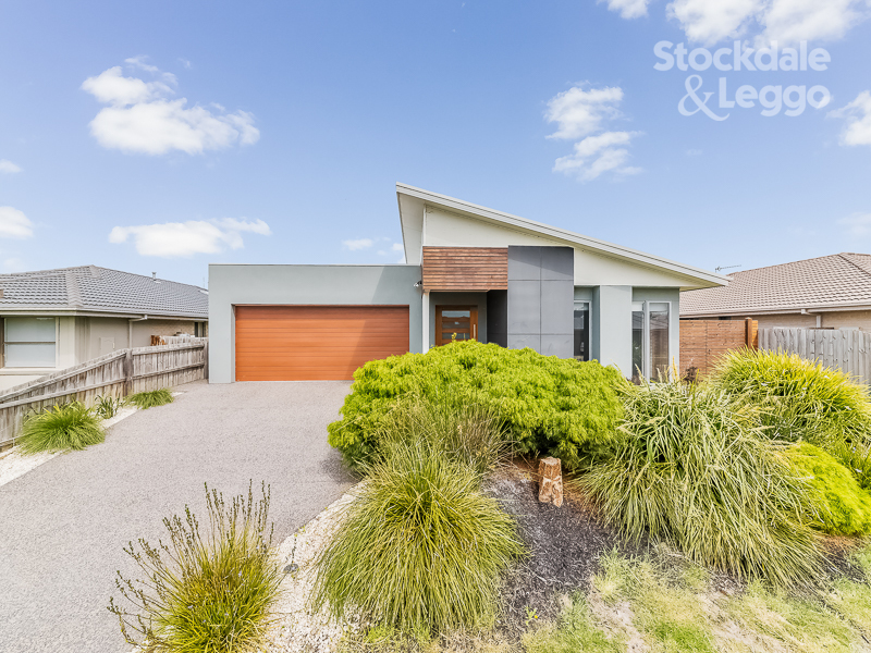 7 Oceanic Drive, Inverloch, Vic 3996 Property Details