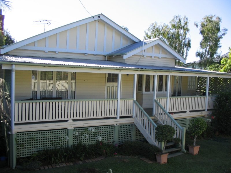 10 Ormond Street, Ascot, Qld 4007