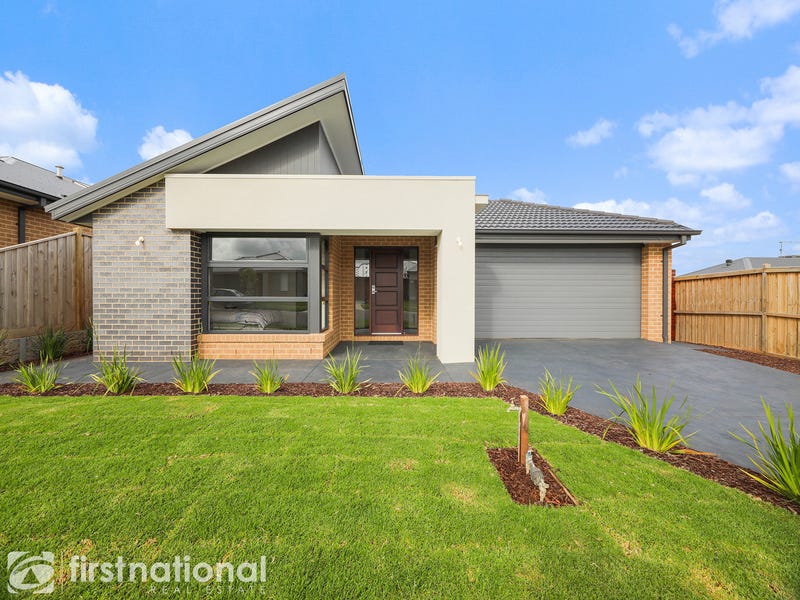 4 Henley Avenue, Warragul, Vic 3820 Property Details