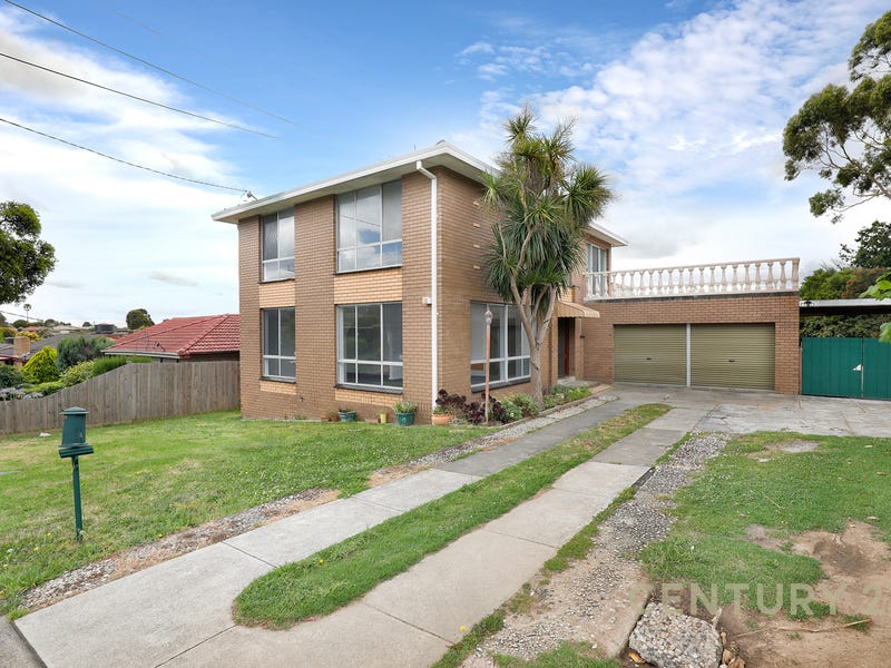 33 Outlook Drive, Dandenong North, VIC 3175