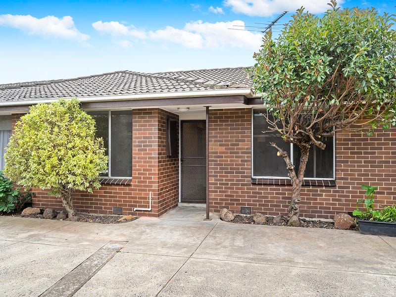 2/12 Blenheim Street, Bentleigh East, VIC 3165