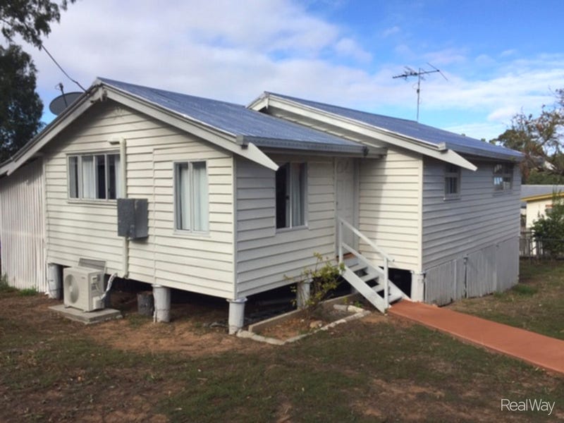 Houses for Sale in Mount QLD 4714