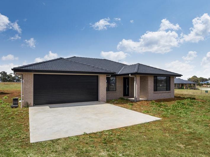 49 Lakeview Road, Guyra, NSW 2365 Property Details