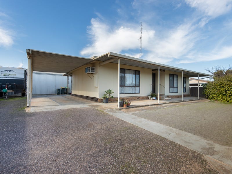 23 Charles Tce, Wallaroo, SA 5556 House for Sale