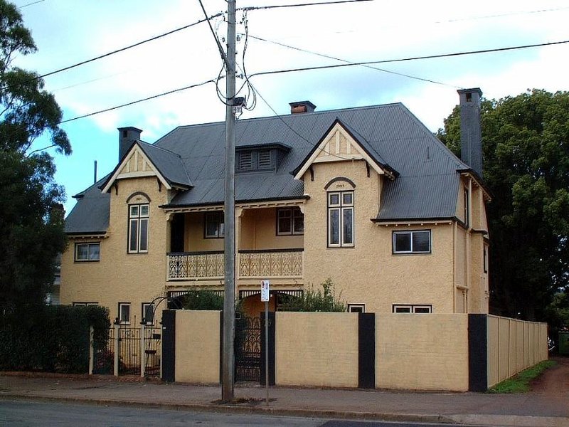 7476 West Street, Toowoomba City, QLD 4350