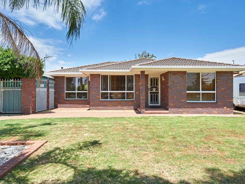 17 Sackville Drive, Forest Hill, NSW 2651