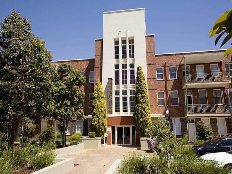 203 Gatehouse Place, Maribyrnong, Vic 3032 Property Details