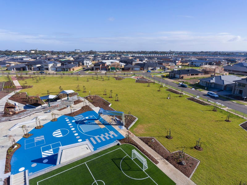 21 Calvert Place, Point Cook, VIC 3030 21 Calvert Place, Point Cook, VIC 3030
