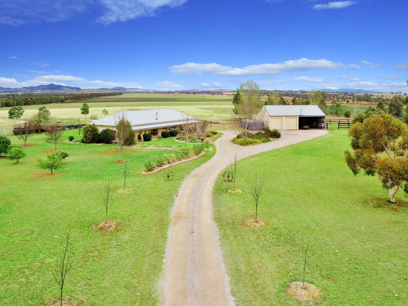 14 Oakley Road, Calala, NSW 2340