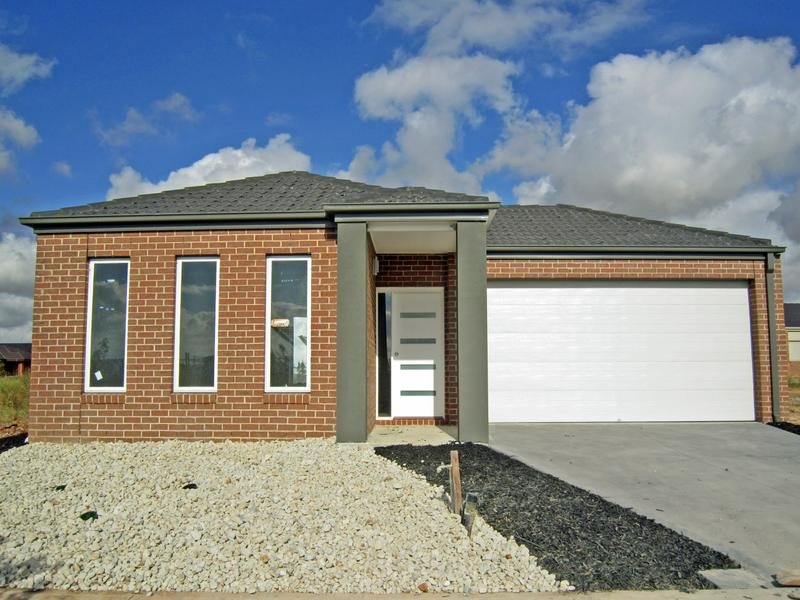 32 Moondara Street, Tarneit, Vic 3029 Property Details