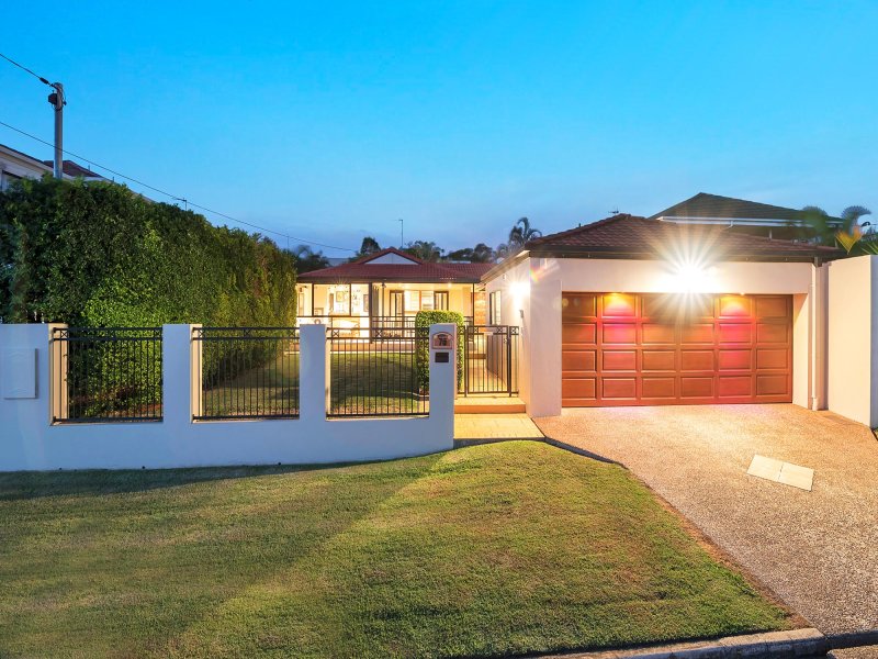 75 Bamboo Avenue, Benowa, Qld 4217 Property Details