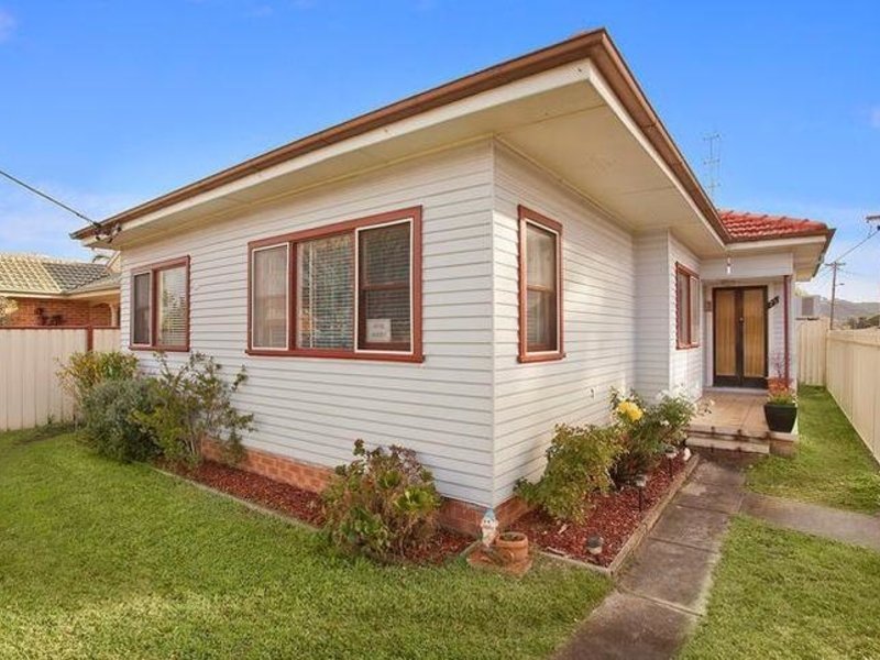 75 Barrenjoey Road, Ettalong Beach, NSW 2257