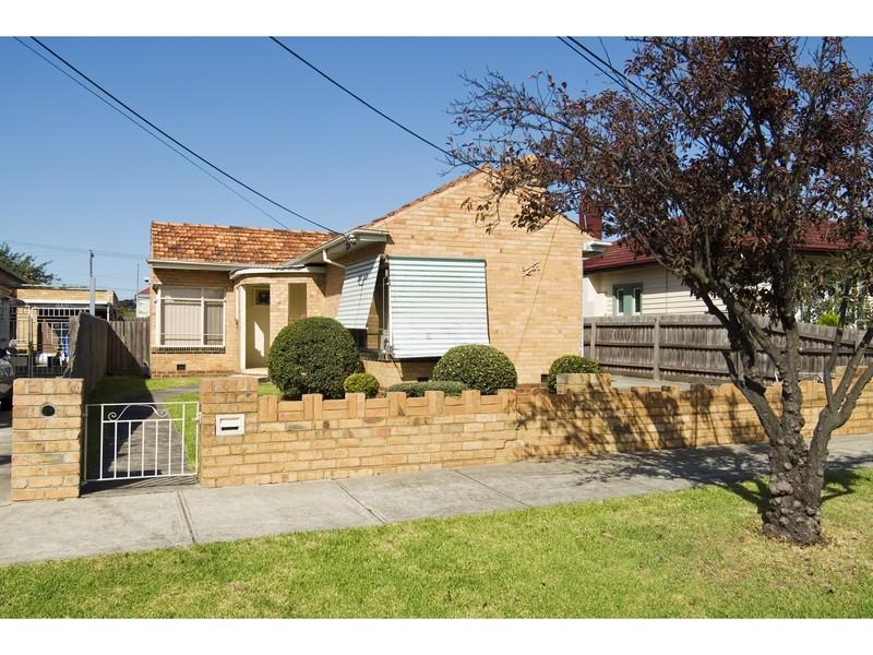 23 Austin Crescent West, Yarraville, Vic 3013 Property Details