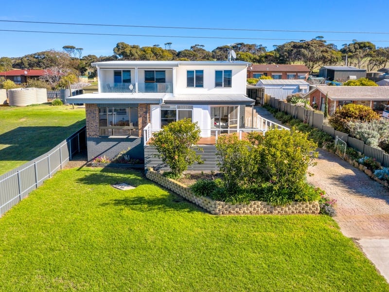 27 Hawthorn Avenue, Emu Bay, SA 5223
